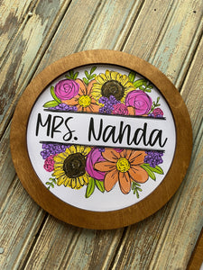 Floral Personalized Canvas Round Sign